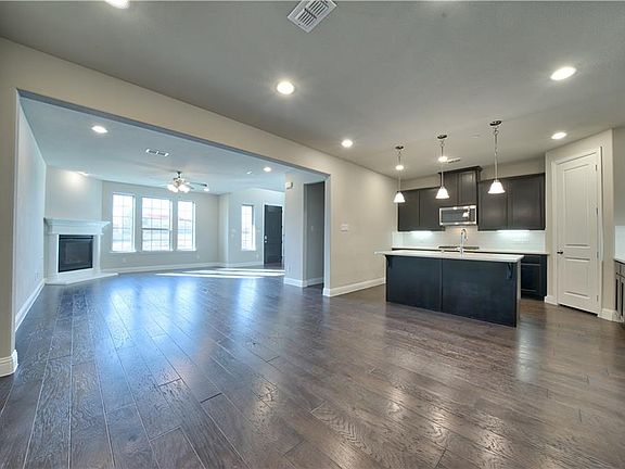 2nd image of 3636 Harebell Dr