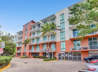 2100 Van Buren St APT 215, Hollywood, FL 33020
