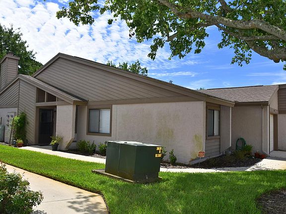 2nd image of 3010 Sea Hawk Dr