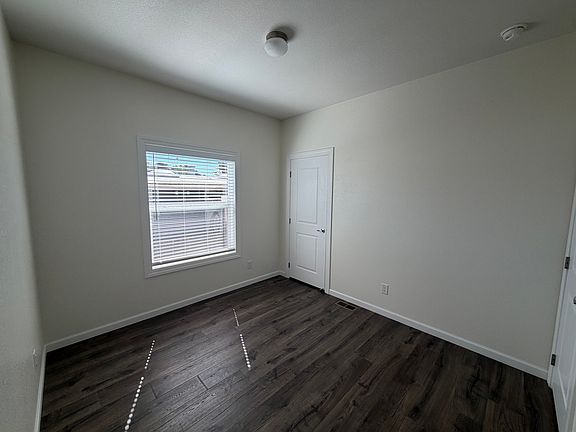 4th image of 1225 Oceanside Blvd #66