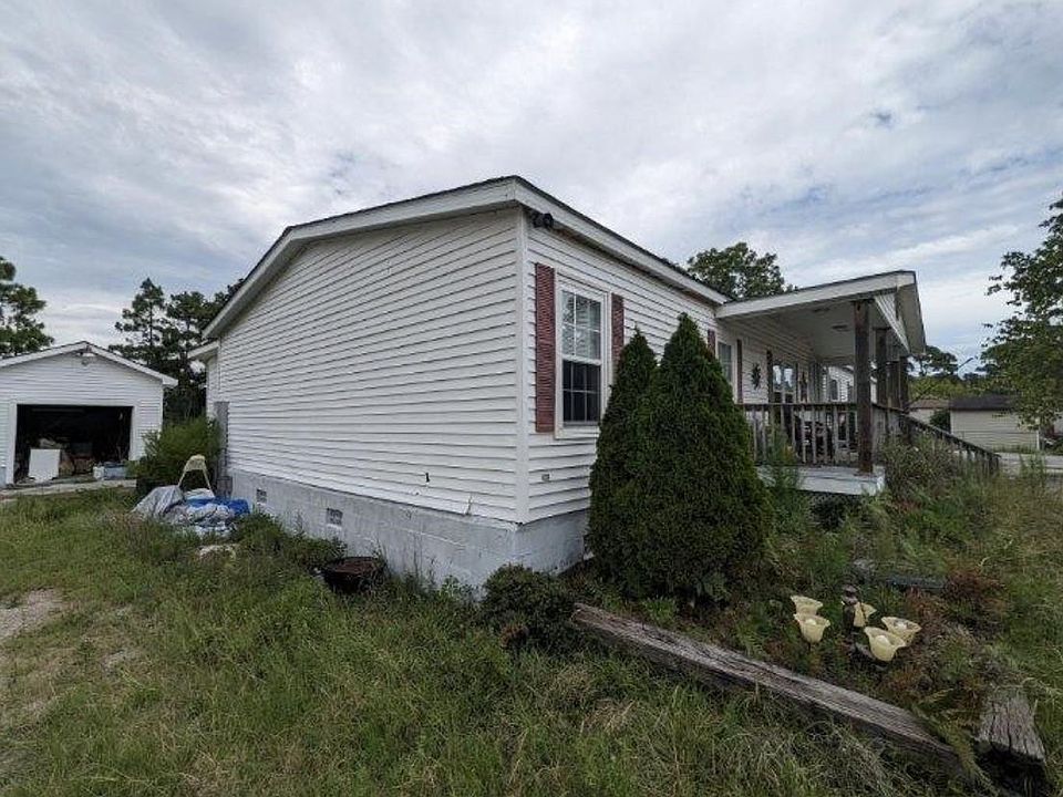 2nd image of 202 Castlebury Ln