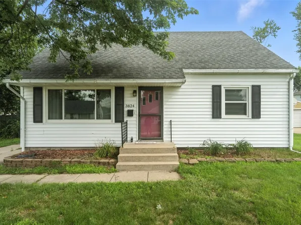 3824 Dalewood Ave SE, Cedar Rapids, IA 52403