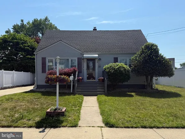 20 Kenwood Ter, Hamilton, NJ 08610