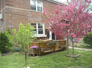 399 Granfield Ave APT A, Bridgeport, CT 06610