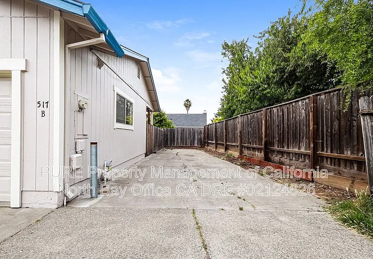 517B Debbie Dr — Photo 19