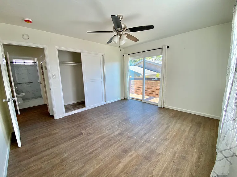 4247 Cartagena Dr — Photo 4