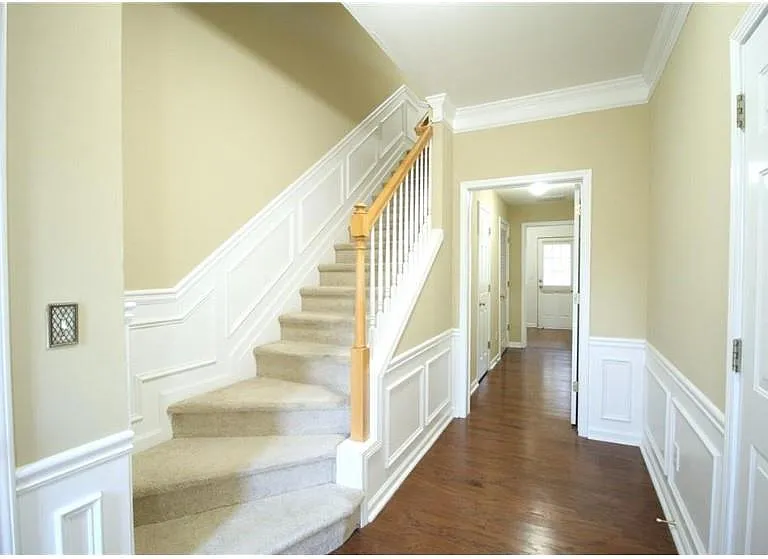 3915 Howell Park Rd — Photo 3