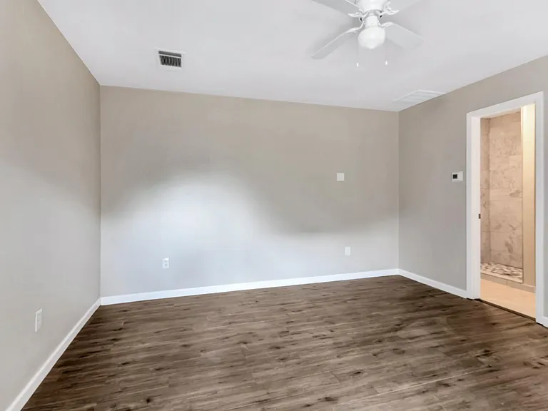 2355 Longhorn St — Photo 12