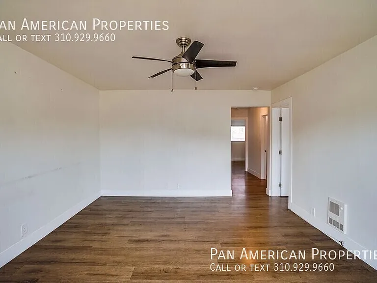 639 W 4th St #9 — Photo 16