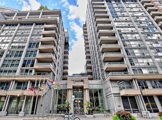250 Wellington St W UNIT 334, Toronto, ON M5V 3P6