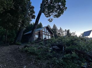 000 Beebe Ranch Rd, Willow Creek, CA 95573