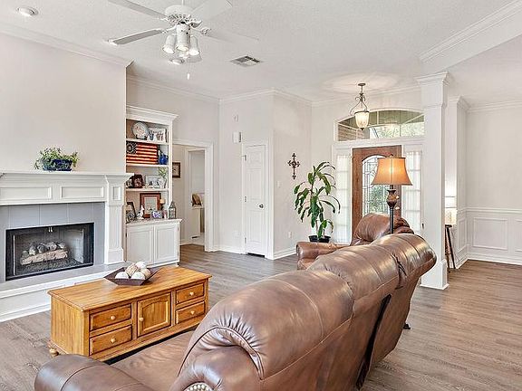 4th image of 741 Navajo Dr