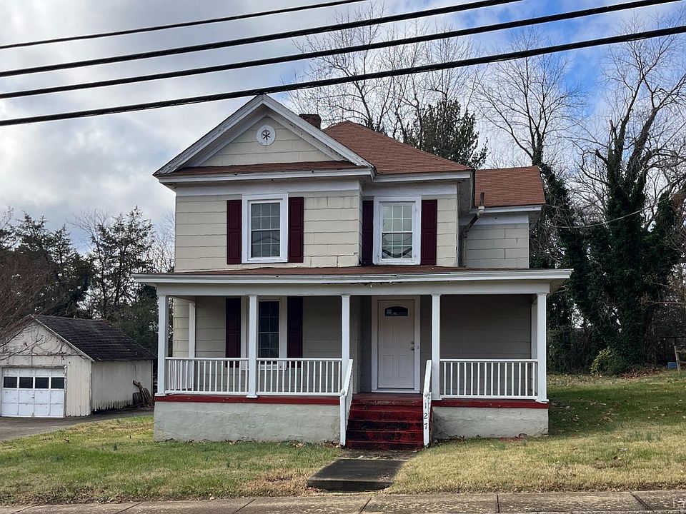 1st image of 127 Franklin Blvd N