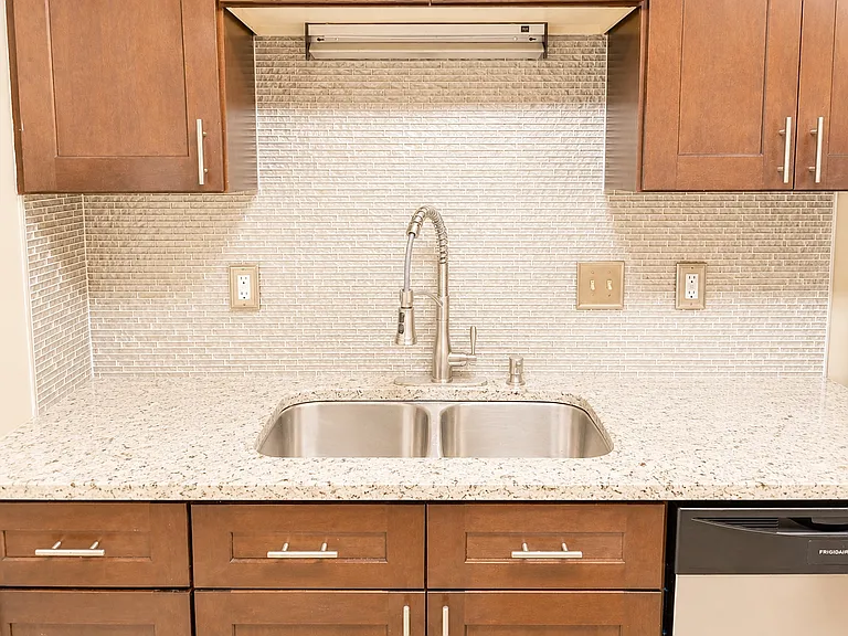 2589 Skyline Dr — Photo 24
