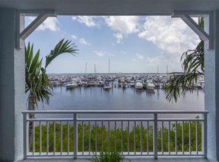 875 Flagler Ave #202, Stuart, FL 34994