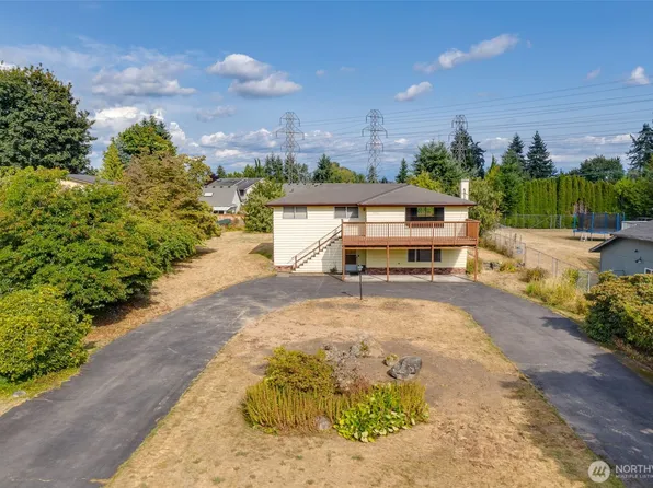 22911 32nd Avenue W, Brier, WA 98036