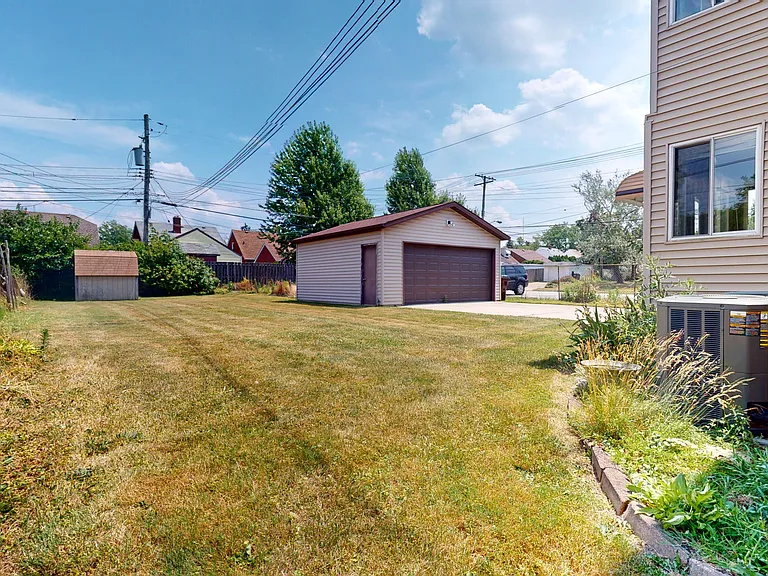 6163 Ridge Rd #1 — Photo 3