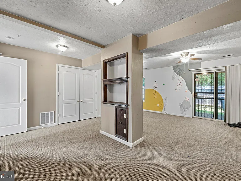 1518 Deep Gorge Ct — Photo 26