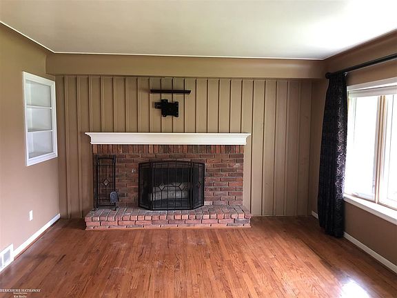 3rd image of 11935 Barbara Ann Dr