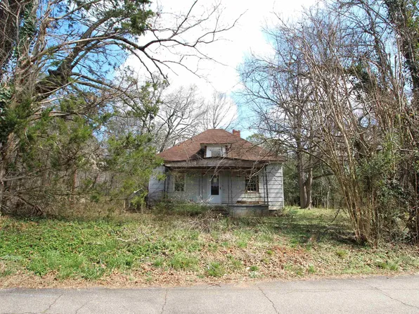 111 Dobson Heights Rd, Spartanburg, SC 29307