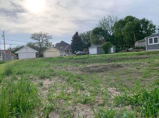 612 7th St, Nevada, IA 50201