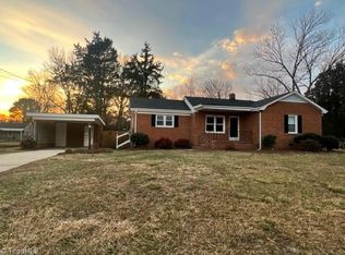 1009 Bridges Dr, High Point, NC 27262