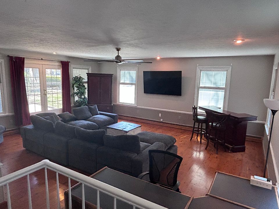 1st image of 1155 Webb Rd
