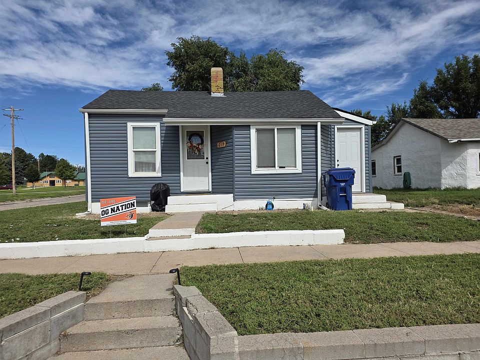1st image of 219 W 9th St