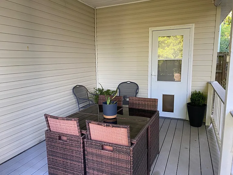 1273 NE Monroe St — Photo 13