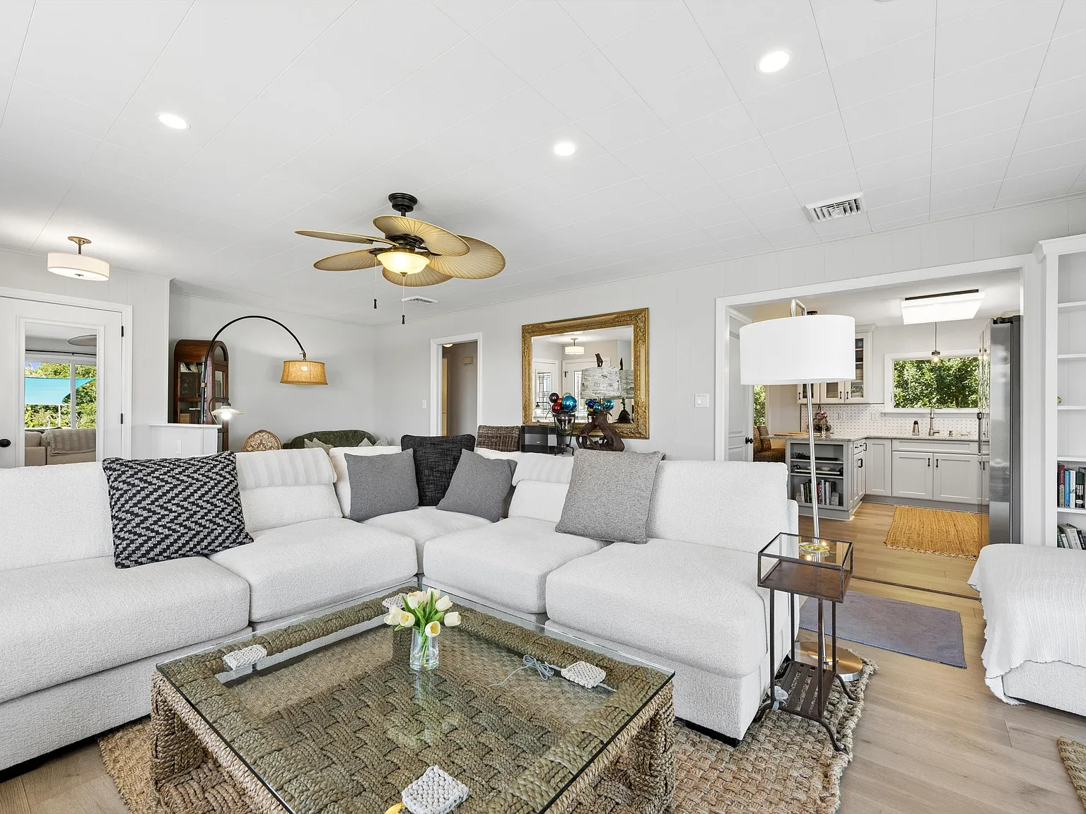 Montauk Beach House With Pool- Ocean Views — Photo 3