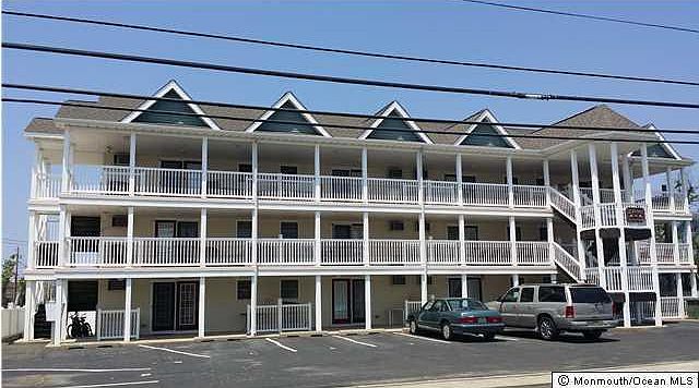 1st image of 202 Franklin Ave