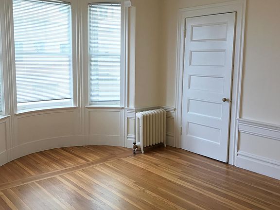 3rd image of 2000 Vallejo St #14
