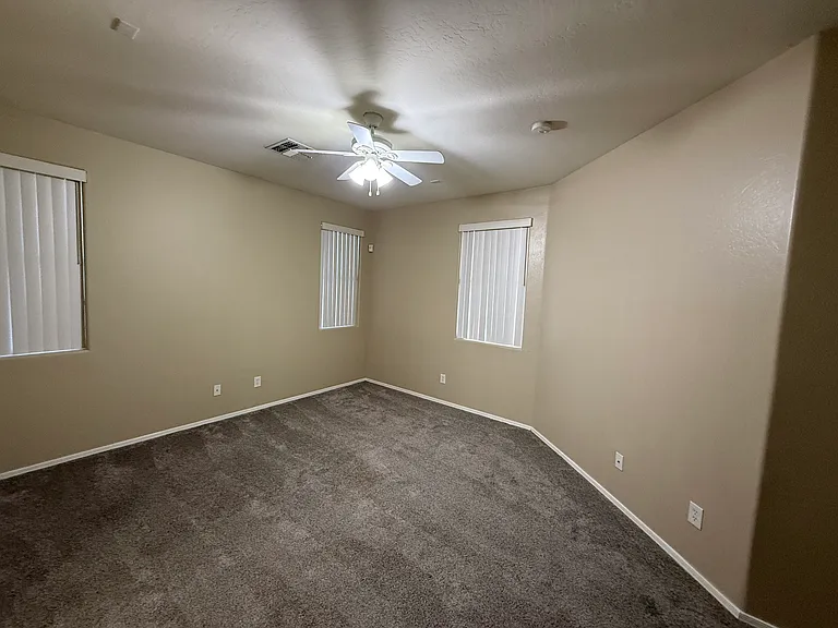 7711 S 68th Dr — Photo 18