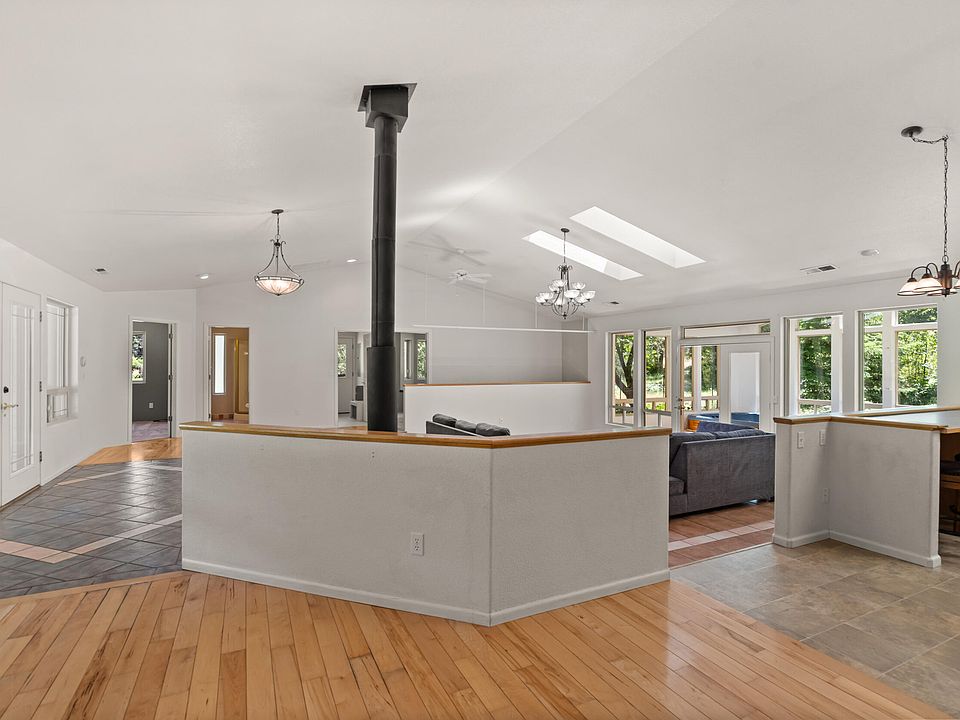 2525 Leland Rd, Wolf Creek, OR 97497 | Zillow