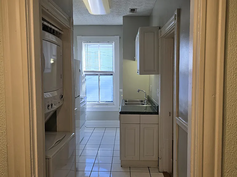 2303 W Main St #A — Photo 15