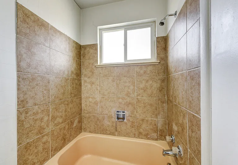 3205 Glencoe St — Photo 21