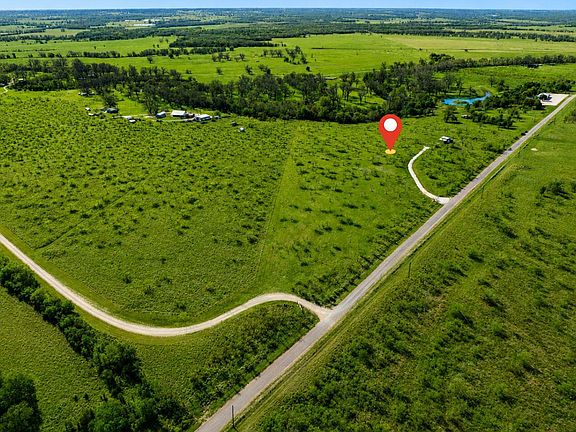 5th image of 1721 County Road 429