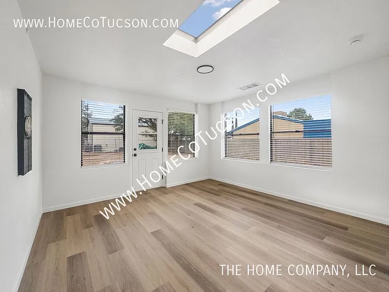 5123 Paseo Las Palmas — Photo 11