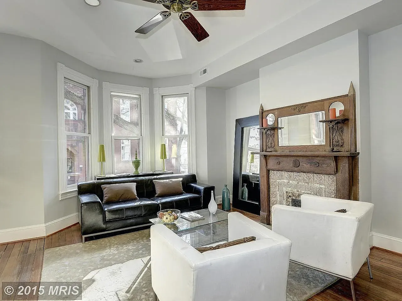 3 bed, 1200 sqft, $3,500 — Photo 3