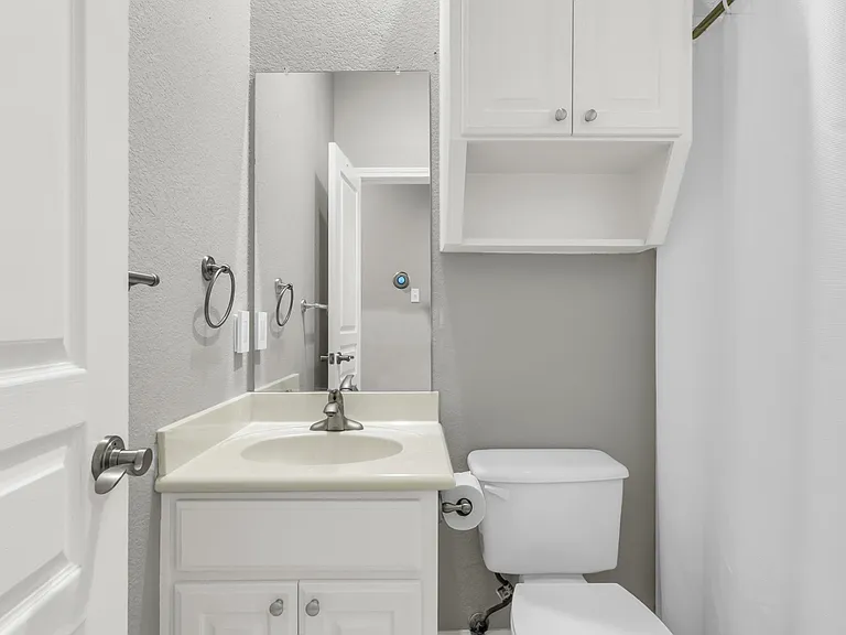 5613 Landsdown Dr — Photo 12