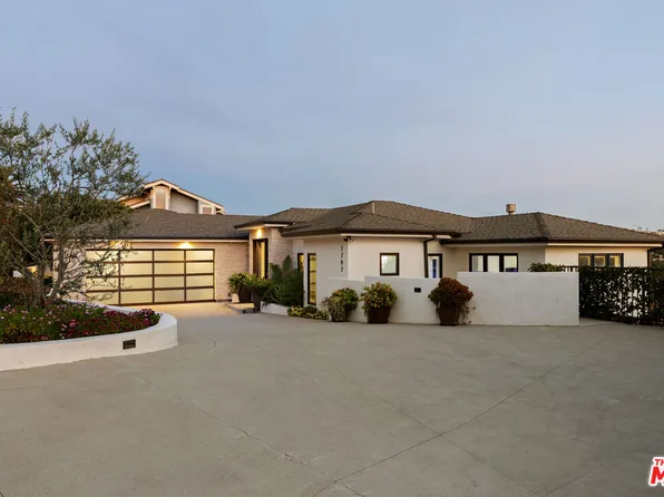 1797 Temple Hills Dr, Laguna Beach, CA 92651