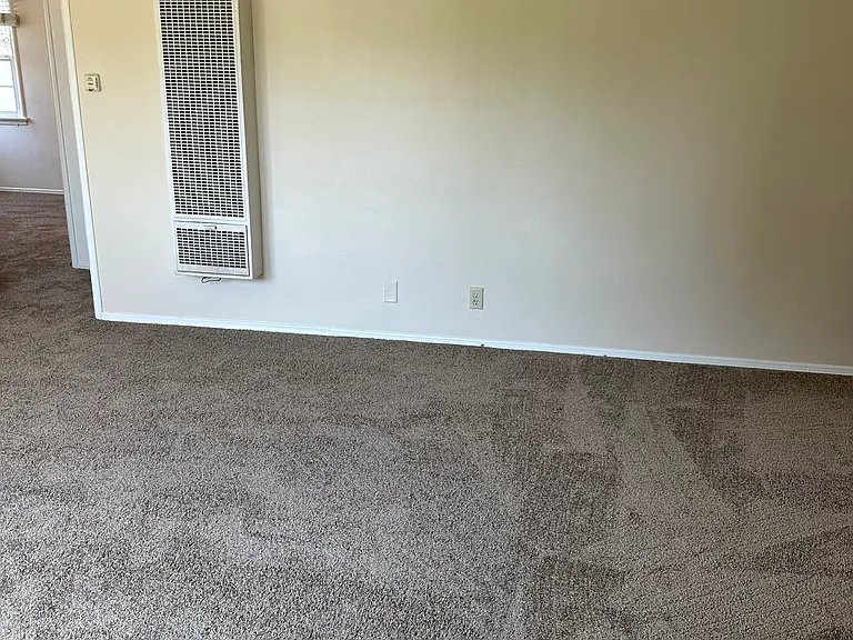 1225 Harvard St #8 — Photo 7