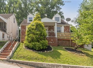 1718 Claire St, Charleston, WV 25302