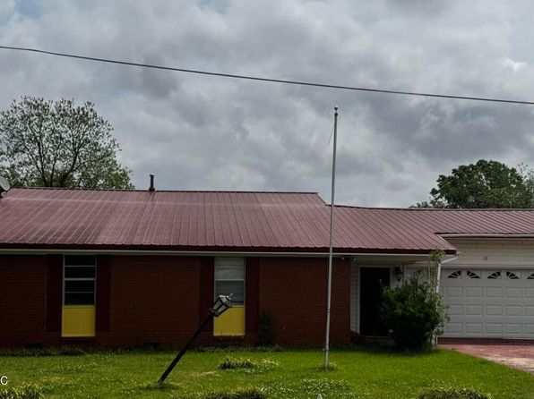 13 2nd St, Cleveland, MS 38732