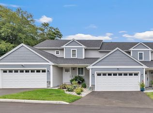 14 Windward Way #14, Shelton, CT 06484