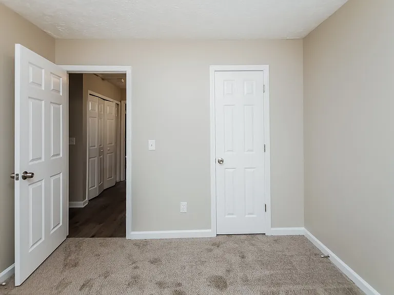 7205 Bridgeport Ct — Photo 13