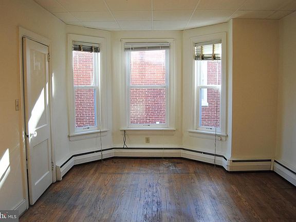 5th image of 711 Oak Hill Ave APT 2
