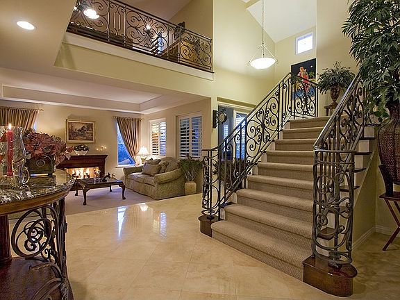 4th image of 3323 Windridge Ave