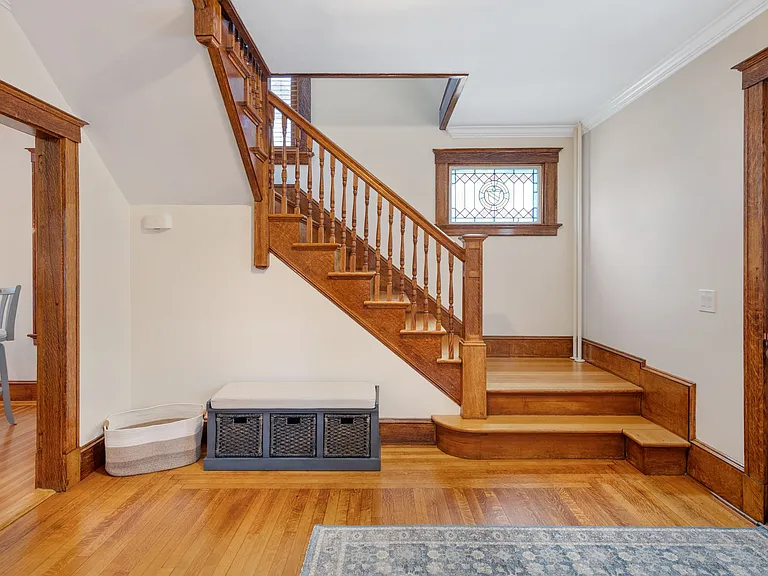 8 Bush St — Photo 41