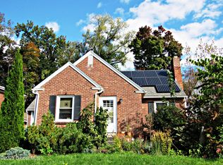 201 Ridgefield St, Albany, NY 12208